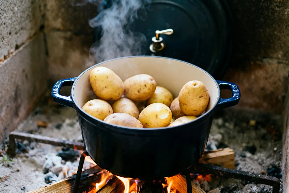 Cuisson des pommes de terre à la Cocotte Minute : temps &amp; astuces
